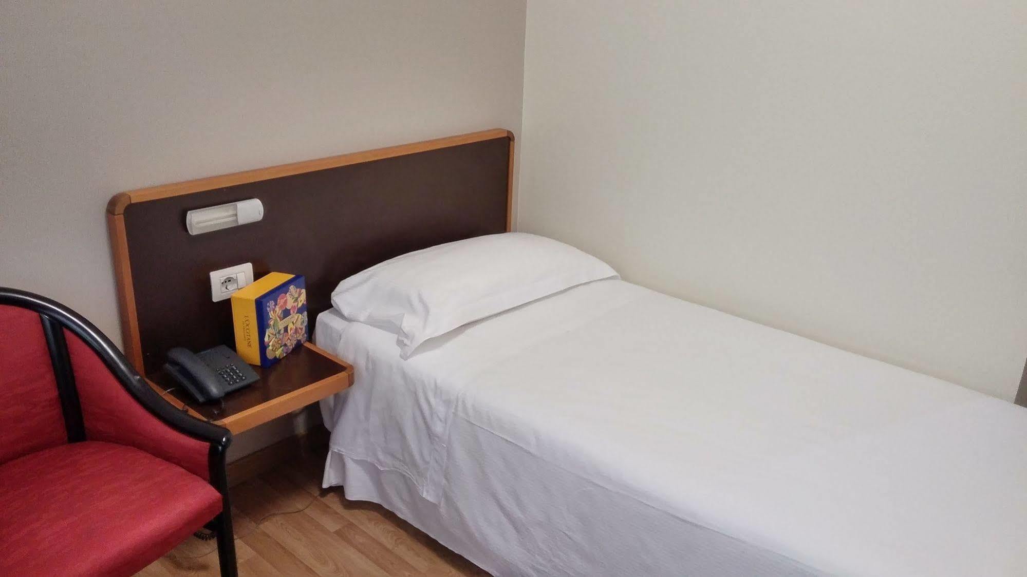 B&B Hotel Milano Ornato Dependanc Экстерьер фото